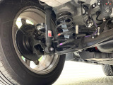 お車を安心してお乗りいただく為には、足回りの定期点検が欠かせません。サービスサポート(有償保証)では無料点検もご提供しており、安心のカーライフをお過ごしいただけるサポート体制が整っています。