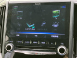 FM・AMやBluetooth Audio、USBなど複数の音源を選べる画面です。利用したいメディアを表示から選択しやすく、普段お使いの音楽環境に合わせて車内での時間を過ごせます。