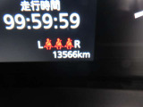 撮影時の走行距離は13,566kmです☆