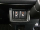 シートヒーター付きで寒い朝もあったかです。
