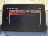 Bluetoothに接続することで、スマートフォンに入っている音楽アプリを車内で楽しめたり、通話が出来ます♪