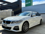 【BMWの伝統】BMWのお車は、&ldquo;駆け抜ける歓び&rdquo;を意識し、走行の安定性とコーナリングの良さを追求し、思い通りにハンドルの操作可能です。