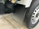品質へのこだわり!専門のカークリーニング業者さんに依頼をして徹底的に内装・外装をキレイにしてもらっております。外装は磨きもしてもらっていますのでピカピカですね☆
