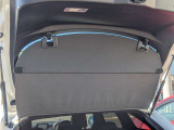 トノカバーもついておりますので、荷室の中も見られることはありません。