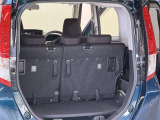 荷室はシートアレンジを行うことで広い荷室にすることが可能です 様々なシーンで活躍できますね