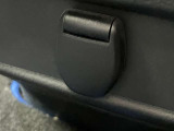 電源ソケット付いてます。