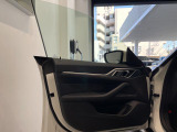 当店では第三者機関による車両品質鑑定を導入し、修復歴車を排除。鑑定書が発行されますので、ぱっと見ただけでは分からない箇所まで納得した上でご検討いただけます。※一部未実施の場合がございます。