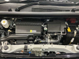 エンジンルームもクリーニング済みできれいですよ。日産の整備士がしっかりと丁寧に点検していますので安心してお乗りいただけます