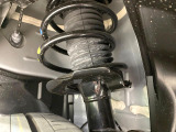 お車を安心してお乗りいただく為には、足回りの定期点検が欠かせません。サービスサポート(有償保証)では無料点検もご提供しており、安心のカーライフをお過ごしいただけるサポート体制が整っています。