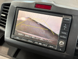 バックギアに入れるだけで自動でリヤカメラに切り替わります!車庫入れやバックが苦手な方にオススメ!