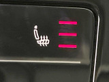●フロントシートヒーティング:運転席・助手席共に三段階で調節が可能なシートヒーターを装備しております。季節を問わず快適にご使用いただけます。