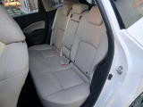 足元が広く後席の乗り降りもスムーズ