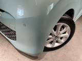 車線逸脱警報や横滑り防止装置や衝突軽減ブレーキがついています。