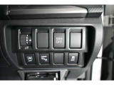 各種スイッチ。運転席から操作設定可能です。