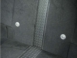 ◆ISOFIX◆シートベルトいらずでチャイルドシートと固定金具を連結するだけでガッチリ固定できます。
