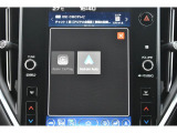 ppleCarPlay/AndroidAutoに対応しスマートフォンにインストールされているアプリを大画面に表示して使用できるほか、音声認識による操作も可能です。