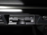 ETC車載器が搭載されているので、高速道路の乗り降りもノンストップで通過できます♪