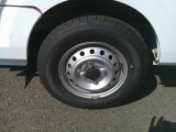 【レンタアップ車】レンタカー車両は、徹底した点検・整備・清掃が義務づけられております。そのため通常使用されていたお車よりも高品質な状態を保たれていると言えます。