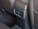 当社買取ワンオーナー車のCX-5が入庫いたしました!ナビやETC、ドライブレコーダーなど装備充実の一台です♪安心のディーラー保証付き!お気軽にお問合せ下さい♪