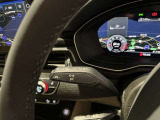 ●車線から逸脱する可能性があることを知らせるとともに、ハンドル操作をアシストすることにより車線からの逸脱回避を支援する装置です。