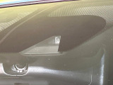 【エマージェンシーブレーキ】走行中に前方の車両等を認識し、衝突しそうな時は警報とブレーキで衝突回避と被害軽減をアシスト。より安全にドライブをお楽しみいただけます。