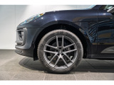 20インチ Macan S ホイール搭載です。