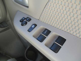運転席ドアスイッチ