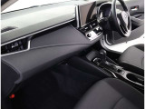 後続車から視認性の良いストップランプの配置で追突抑制になります。