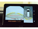 専用のカメラにより、上から見下ろしたような視点で360度クルマの周囲を確認することができます☆縦列駐車や幅寄せ時に活躍してくれます