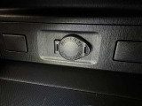 シガーソケット用の充電器が使用可能です!
