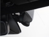 ◆ドライブレコーダー◆映像・音声などを記録する自動車用の装置です。 もしもの事故の際の記録はもちろん、旅行の際の思い出としてドライブの映像を楽しむことができます。