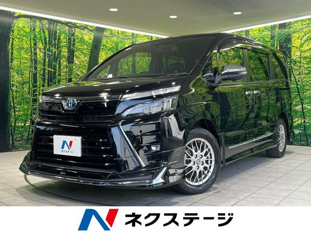 ヴォクシー 1.8 ハイブリッド ZS 煌III 