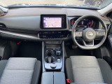 【運転席周り】広くて使い勝手の良いインテリア