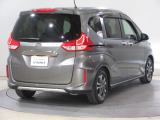 ボディクリーニング後、愛車をピカピカの状態へ保護するコーティング「ブライトパック」がおススメです!水垢がつきにくく、手入れがしやすくなりますよ!いつも愛車をきれいにしておきたい方におススメです。