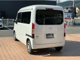 ホンダ専門知識を持つ整備スタッフが納車時に点検や車検整備をし安心して乗っていただけるようお渡ししています。