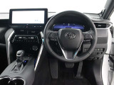 運転席廻りです。