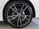 BMWならではの卓越した走りを支えるホイールと足回りです!