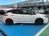 メンテナンスも日産にお任せ下さい。クルマを知り尽くしたプロが最新の機器を使っておクルマの点検・整備を実施します。