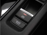 ◆オートブレーキホールド機能付き電子パーキングブレーキ◆ブレーキペダルを足から離しても停車状態を保ちます。アクセルを踏めば自動でブレーキが解除され、発進可能!
