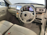 前方の見通しが良いすっきりした視界、誰でも扱いやすく運転できます。疲れにくく安心ドライブを更に快適なものにします!