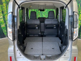 普段のお買い物や通勤、送迎等に十分な荷室スペースを確保しております。セカンドシートを倒すと、大きな荷物の積載も可能です♪