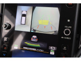 後退時ブレーキアシスト 後退時に衝突の可能性がある場合は、段階的に注意を喚起してくれます。回避操作がない場合は出力とブレーキの制御により、衝突回避、または被害を軽減してくれます