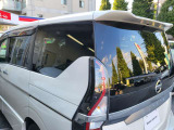 ハーフバックドア付き★狭い場所での積み下ろしが便利です♪