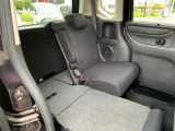 【シートアレンジ】荷物や乗車人数に合わせてシートを調整でき、幅広いシーンに対応できます。