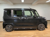 ご納車までに、弊社サービススタッフによる点検整備を行い、バッテリー、エンジンオイル、オイルエレメント、ワイパーゴムを交換し、ブレーキを分解、摩耗等を確認、必要であれば交換、安心してお乗りいただけます!