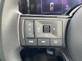 手元のスイッチでオーディオ操作出来ます☆視線をずらさなくて良いので安全運転にも一役かっていますね♪