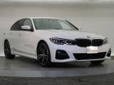 一目で伝わるBMW特有のスポーティーなプロポーションは、BMWの走行性能を生み出すのに欠かせない要因の一つです。細部まで拘りぬいたお車をぜひ一度ご覧ください!