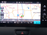 ナビゲーションももちろん装備。多彩な機能で快適ドライブをアシスト。オーディオ機能も充実していますね。
