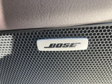 BOSE社との共同開発により室内空間に最適な音響チューニングを施し、クリアで臨場感のあるダイナミックサウンドをお楽しみいただけます。