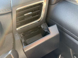 運転席ドア内張り